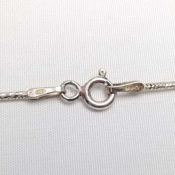 Vintage Sterling Silver Snake Chain with Green Heart Shape Stone Pendant, Estate - Picture 6 of 9